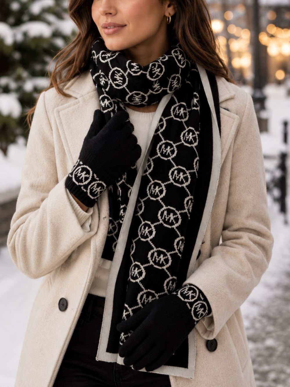 NWT Michael Kors 2PC Scarf Gloves Set Black White Signature Logo Winter Gift